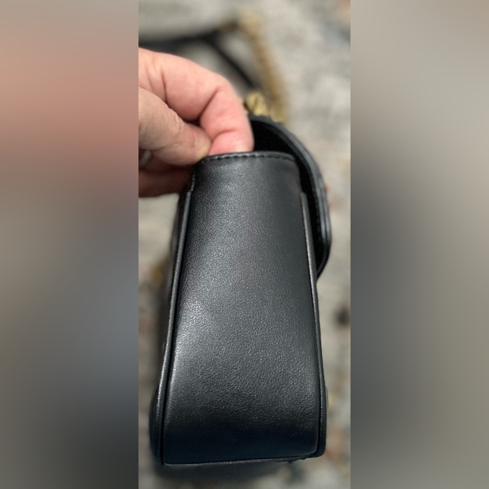 🎸GUCCI🎸🔥NWOT🔥Authentic Marmont Mini Matelassé Shoulder Bag - Picture 10 of 16
